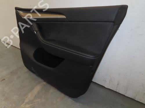 Høyre frontpanel TESLA MODEL Y (5YJY) EV All-wheel Drive (450 hp) 26310608