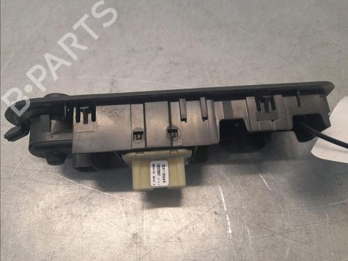 Used Left front window switch Left front window switch RENAULT CLIO IV (BH_) 1.5 dCi 90 (90 hp) 29985864 29985864
