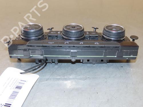 Climate control VW GOLF VII (5G1, BQ1, BE1, BE2) 1.0 TSI | BP29759542I5