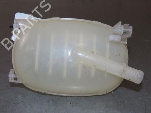 vase-dexpansion-renault-clio-v-b7_-2019-28828527 main image