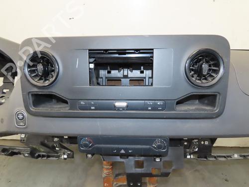 Dashboard MERCEDES-BENZ SPRINTER 4-t Van (B907, B910) 414 CDI RWD (907.643, 907.645, 907.647) | BP36544840C46  - Image 7