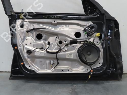 Used Left front door Left front door MERCEDES-BENZ C-CLASS (W204) C 200 CDI (204.007, 204.006) (136 hp) 22367082 22367082
