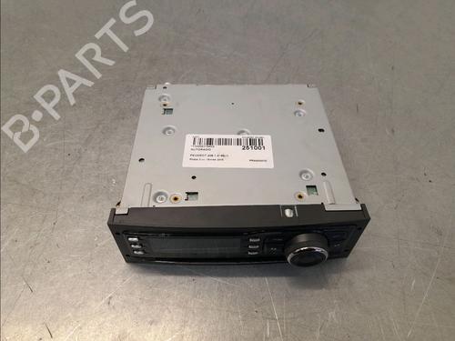 radio-peugeot-208-i-ca_-cc_-2012-2013-2014-2015-2016-2017-2018-2019-2020-2021-33711498 main image