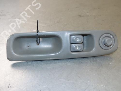 Used Left front window switch Left front window switch RENAULT TWINGO I (C06_) 1.2 16V (C06C, C06D, C06K) (75 hp) 20243368 20243368