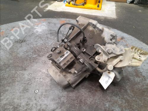Used Gearbox PEUGEOT 208 I (CA_, CC_) 1.6 HDi (92 hp) 12354605
