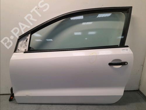 Used Left front door VW POLO V (6R1, 6C1) 1.2 (60 hp) 15902751