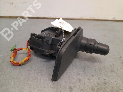 Used Headlight switch RENAULT CLIO III (BR0/1, CR0/1) 1.5 dCi (C/BR0G, C/BR1G) (68 hp) 11533075