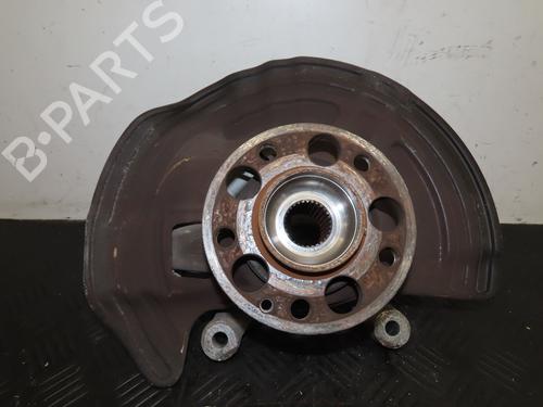 Used Right front steering knuckle MERCEDES-BENZ GLA-CLASS (X156) GLA 180 (156.942) (122 hp) 28828556