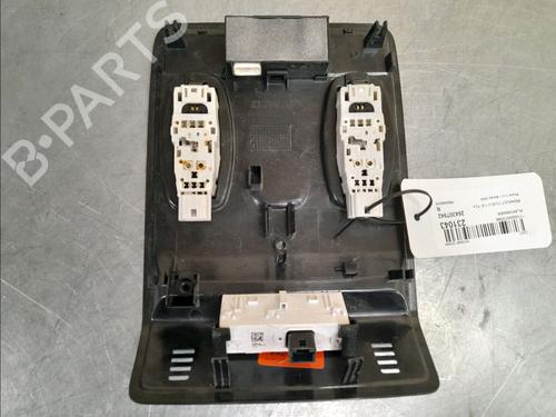 Interior roof light RENAULT CLIO V (B7_) 1.0 TCe 90 (B7MT) | BP15394943I8 