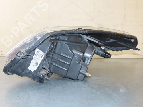 Right headlight DACIA SANDERO 1.5 dCi | BP24213915C29 