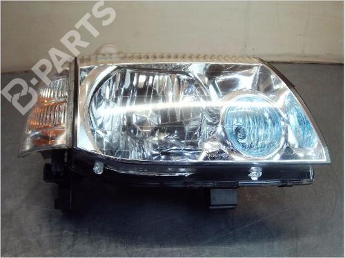 Used Right headlight NISSAN X-TRAIL I (T30) 2.2 dCi 4x4 (136 hp) 9967029