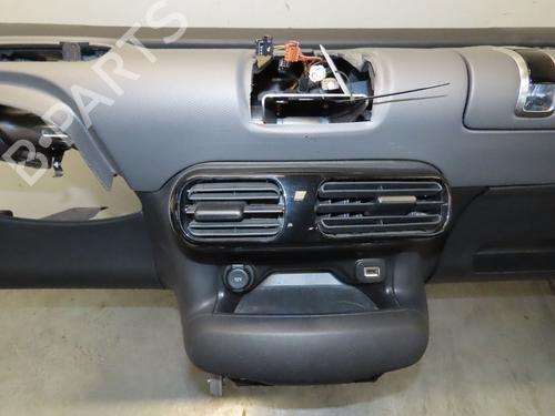 Instrumentbræt CITROËN C4 CACTUS 1.2 THP 110 | BP30447928C46 