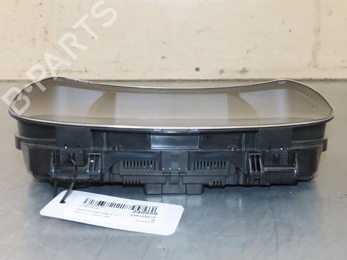 Used Instrument cluster RENAULT MEGANE IV Hatchback (B9A/M/N_) 1.5 Blue dCi 115 (B9A6) (116 hp) 26336246