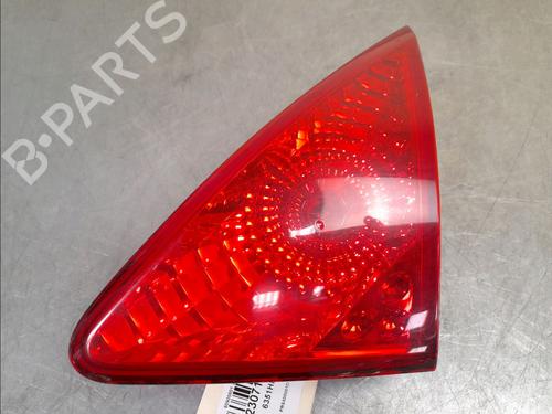 Used Right tailgate light PEUGEOT 3008 I MPV (0U_) 2.0 HDi Hybrid4 (0URHCA) (200 hp) 14946247