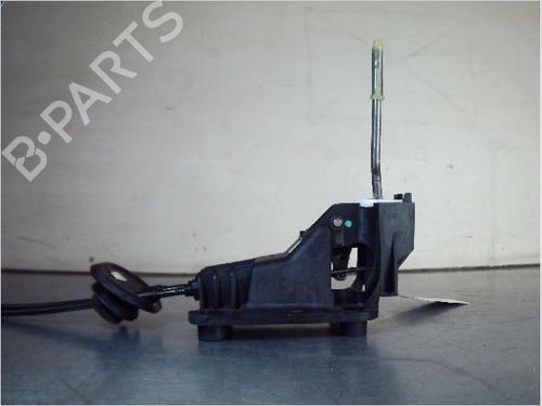 Used Gear lever CITROËN C3 II (SC_) 1.4 HDi 70 (SC8HZC, SC8HR0, SC8HP4) (68 hp) 23158064