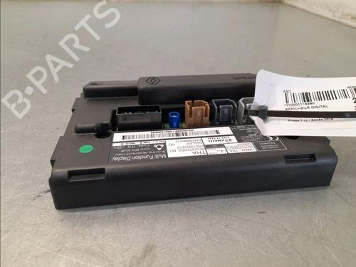 display-renault-zoe-bfm_-2012-34456967 main image