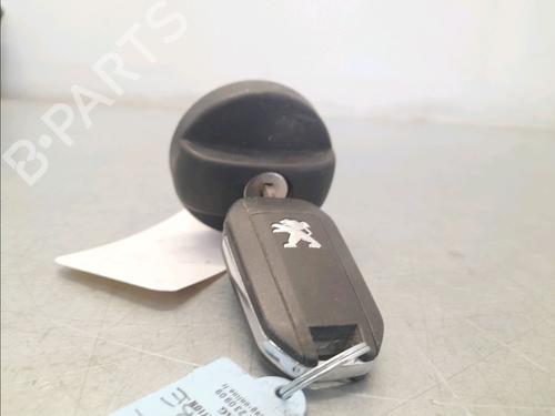 Fuel flap PEUGEOT 208 I (CA_, CC_) 1.2 THP 110 | BP29985728C131
