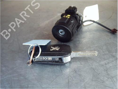 Used Ignition barrel Ignition barrel PEUGEOT 208 I (CA_, CC_) 1.4 HDi (68 hp) 10372877 10372877