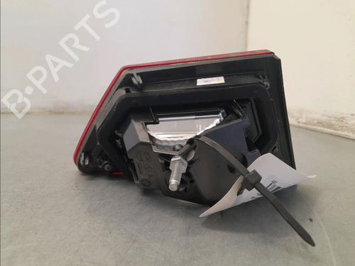 Højre baglygte bagklap Højre baglygte bagklap RENAULT CLIO IV (BH_) 0.9 TCe 90 (BHNF, BHMA, BHMH, BHJK, BHJR) (90 hp) 33808235 33808235