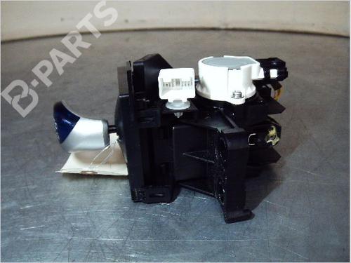 Gear lever TOYOTA PRIUS (_W3_) 1.8 Hybrid (ZVW3_) | BP9409888M90 