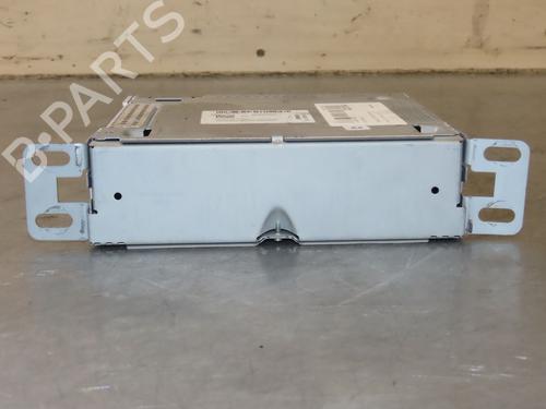 Used Radio RENAULT CAPTUR I (J5_, H5_) 0.9 TCe 90 (90 hp) 18912868