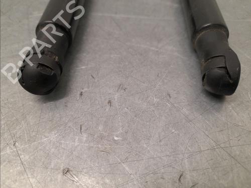 Tailgate lift support RENAULT CLIO V (B7_) 1.0 LPG (B7MT) | BP38005430C138 - Image 2