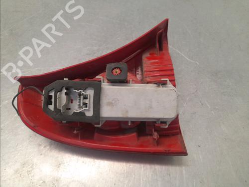 Used Right taillight Right taillight 33279155 33279155
