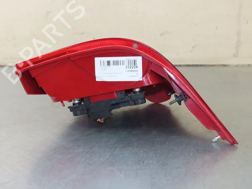 Right taillight VW GOLF IV (1J1) 1.6 | BP17133876C35 