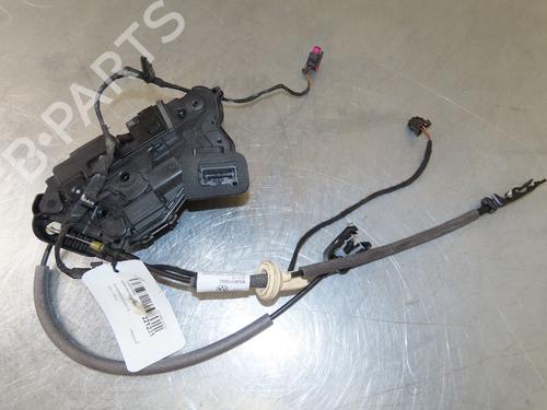Used Front left lock VW GOLF VII (5G1, BQ1, BE1, BE2) 1.5 TSI (150 hp) 17656582