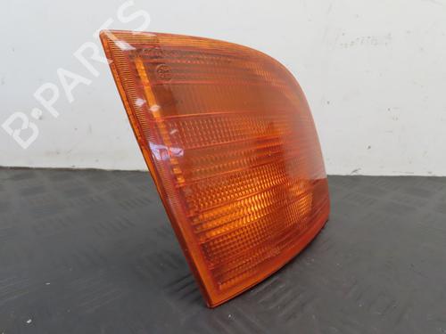 Right front indicator MERCEDES-BENZ VITO Bus (W638) 112 CDI 2.2 (638.194) | BP28414585C33