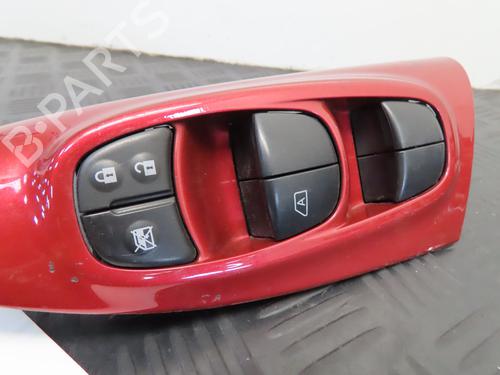 Left front window switch NISSAN JUKE (F15) 1.5 dCi | BP19133062I27 