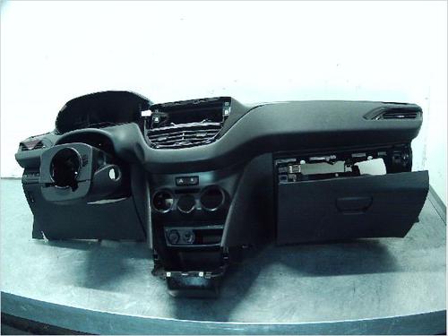 Used Dashboard PEUGEOT 208 I (CA_, CC_) 1.6 HDi (92 hp) 11131225