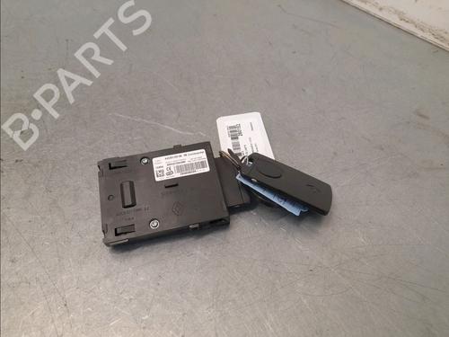Card reader RENAULT MEGANE III Hatchback (BZ0/1_, B3_) 1.5 dCi (BZ09, BZ0D, BZ1W, BZ29, BZ14) | BP33417475E4 - Image 4