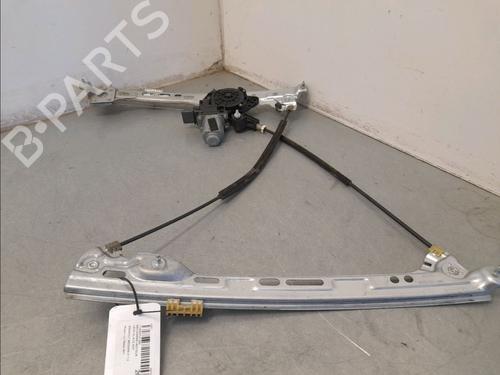 rudehejsemekanisme-hjre-foran-renault-megane-iv-hatchback-b9amn_-2015-39454370 main image