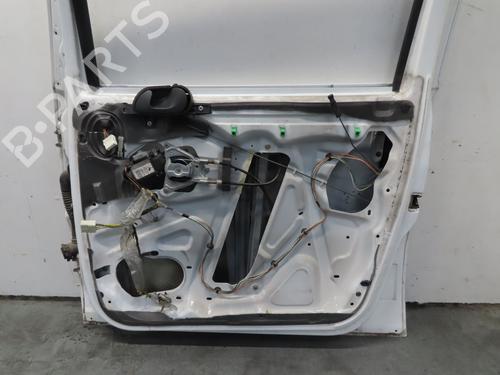 Used Right front door Right front door 23279001 23279001