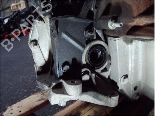 Used Gearbox RENAULT TWINGO II (CN0_) 1.5 dCi (CN0E) (64 hp) 10395785