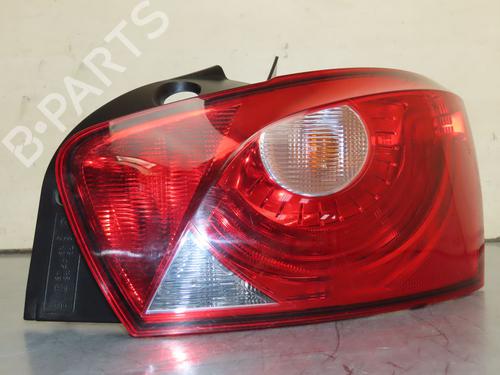 Used Right taillight SEAT IBIZA IV (6J5, 6P1) 1.4 TDI (105 hp) 16647893
