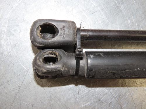 Tailgate lift support FIAT 500L (351_, 352_) 1.4 (199LYB1B) | BP18967906C138