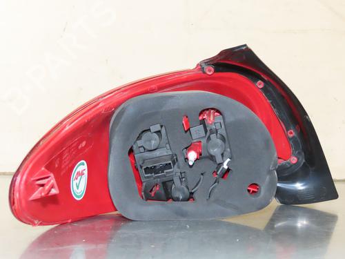 Right taillight PEUGEOT 206+ (2L_, 2M_) 1.4 HDi eco 70 | BP31077157C35 