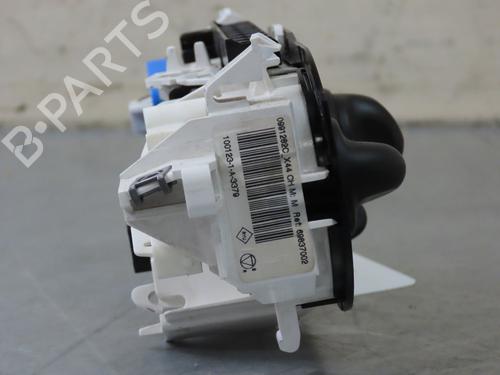 Used Climate control RENAULT TWINGO II (CN0_) 1.2 16V (CN04, CN0B) (75 hp) 18953405
