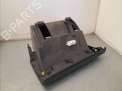 Used Glove box Glove box 39216592 39216592