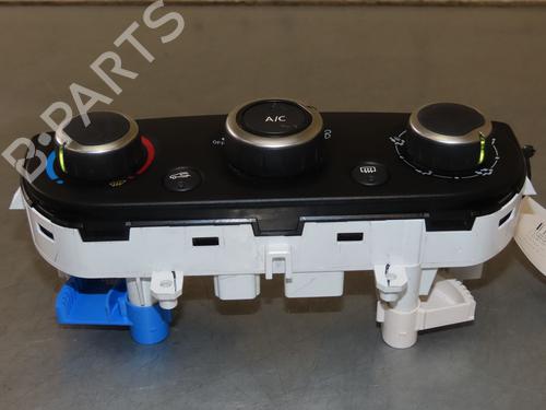 Climate control RENAULT CLIO IV (BH_) 1.2 16V | BP29846455I5
