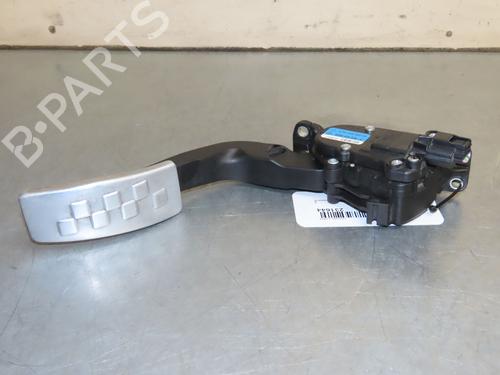 Pedal RENAULT TWINGO II (CN0_) 1.6 RS (CN0N, CN0R, CN0S) (133 hp) 16478416