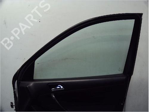 Used Right front door MERCEDES-BENZ C-CLASS T-Model (S203) C 220 CDI (203.208) (150 hp) 10990363