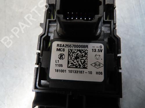Used Left front window switch RENAULT CLIO IV (BH_) 0.9 TCe 90 (BHNF, BHMA, BHMH, BHJK, BHJR) (90 hp) 25777687