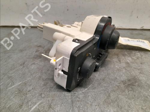 Climate control RENAULT CLIO III Hatchback Van (SB_, SR_) 1.5 dCi | BP23158228I5 
