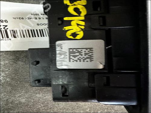 Used Left front window switch PEUGEOT 208 I (CA_, CC_) 1.6 HDi (92 hp) 15273351