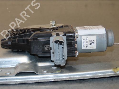 rudehejsemekanisme-ventre-foran-peugeot-partner-tepee-2008-31961888 main image