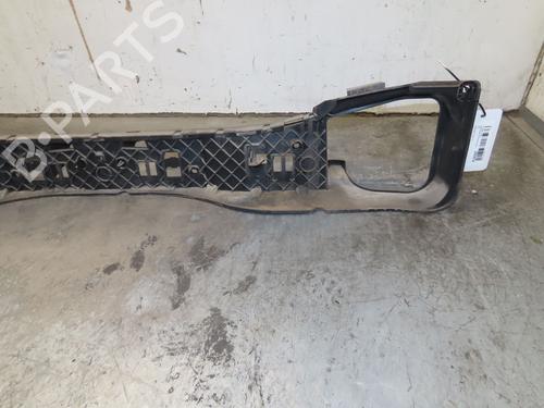 Kofangerbeslag Kofangerbeslag PEUGEOT 208 I (CA_, CC_) 1.2 THP 110 (110 hp) 33892963 33892963