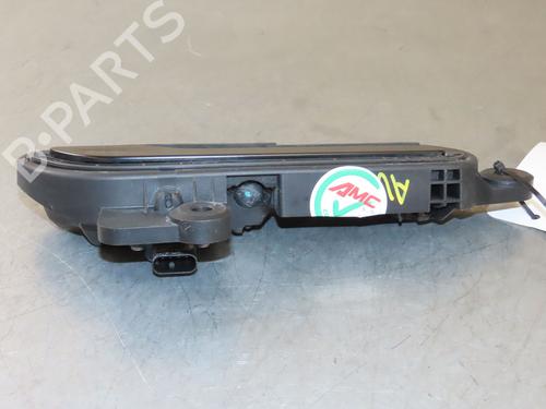 front-right-exterior-door-handle-tesla-model-y-5yjy-2019-26511635 main image